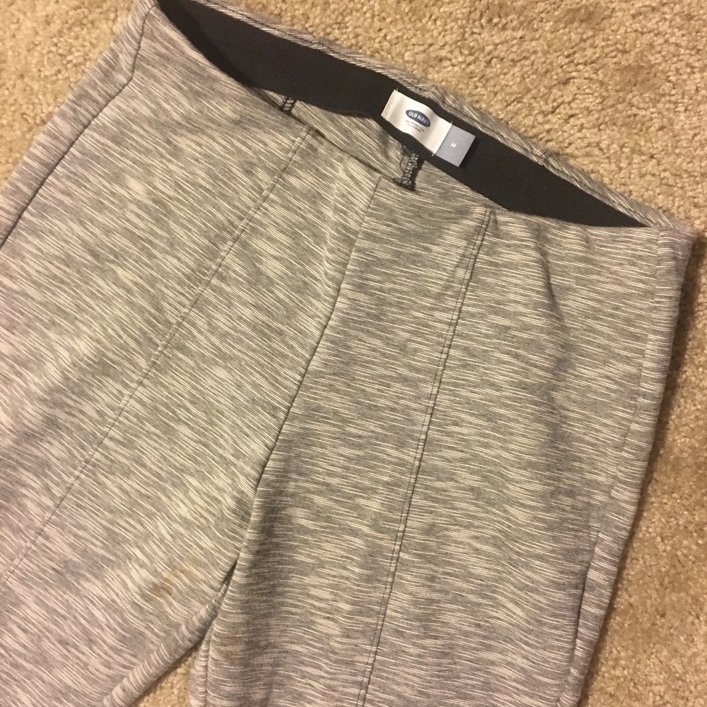 Elastic pants